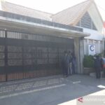 KPK Segel Kantor Kontraktor di Padangsidimpuan