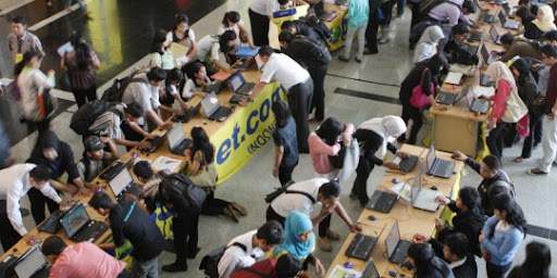 Pasar Tenaga Kerja RI: Tantangan dan Solusinya