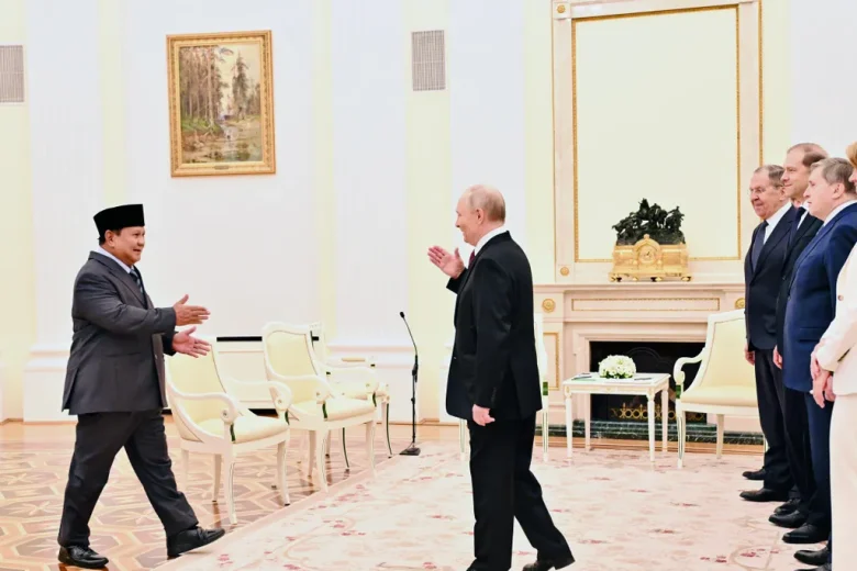 Kunjungan Prabowo ke Rusia: Temui Putin, Bahas Isu Geopolitik Hingga Energi
